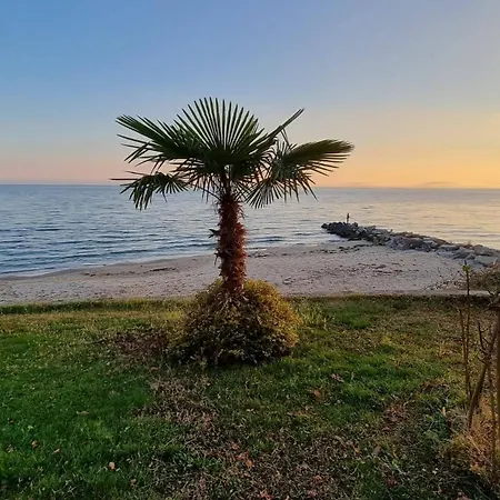 Apartment с фронтална гледка море Sveti Vlas