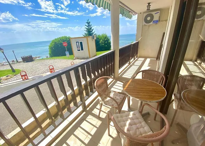 с фронтална гледка море Апартамент Свети Влас